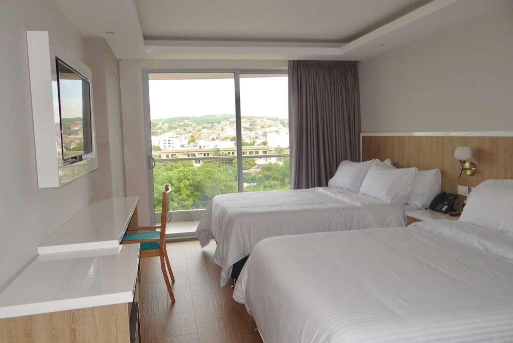 Wyndham Garden Cartagena Otel Oda fotoğraf